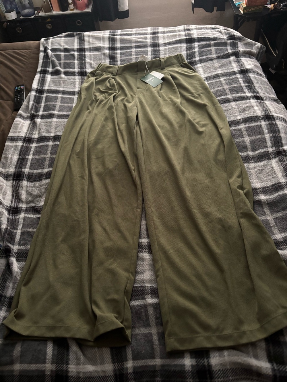 HALARA Olive Green Wide-Leg Pull-On Pants